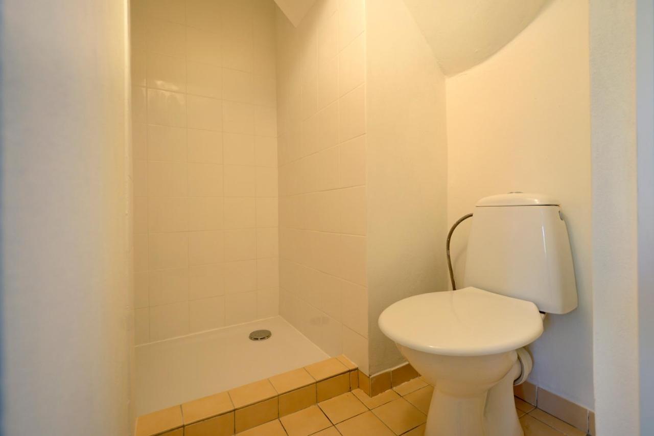 Apartmány Jevany Esterno foto