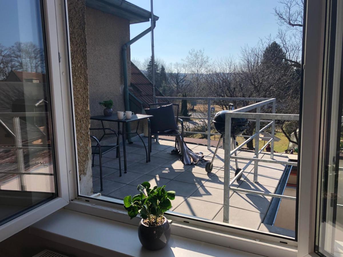 Apartmány Jevany Esterno foto