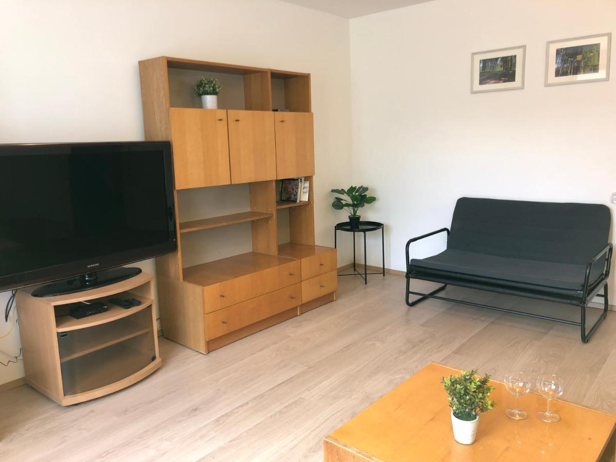 Apartmány Jevany Esterno foto